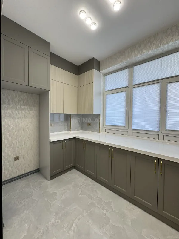Satılır 3 otaqlı mənzil 96 m²