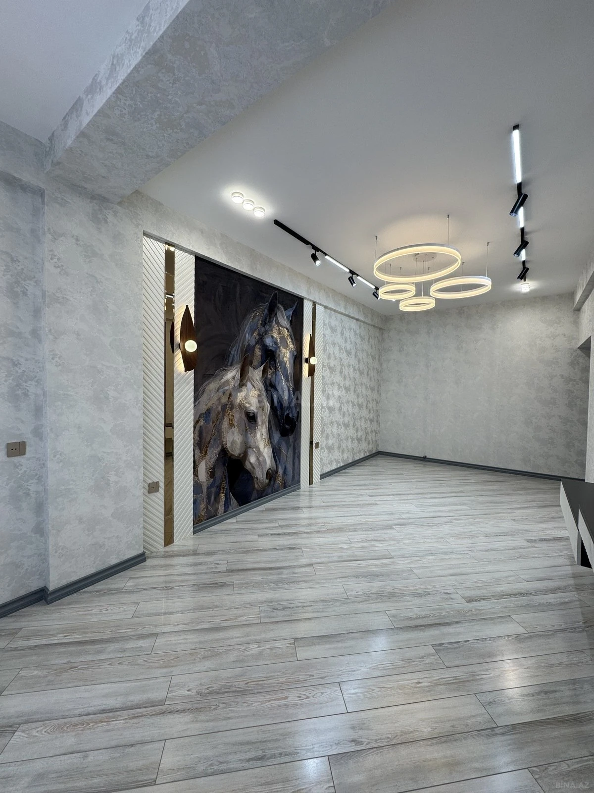 Satılır 3 otaqlı mənzil 96 m²