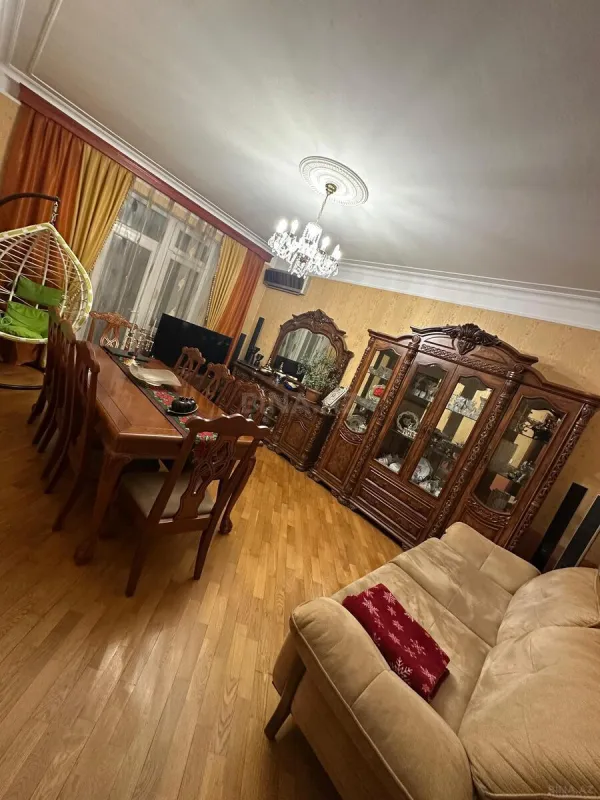 Satılır 3 otaqlı mənzil 80 m²