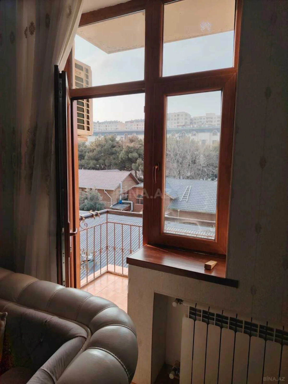 Satılır 3 otaqlı mənzil 92 m²