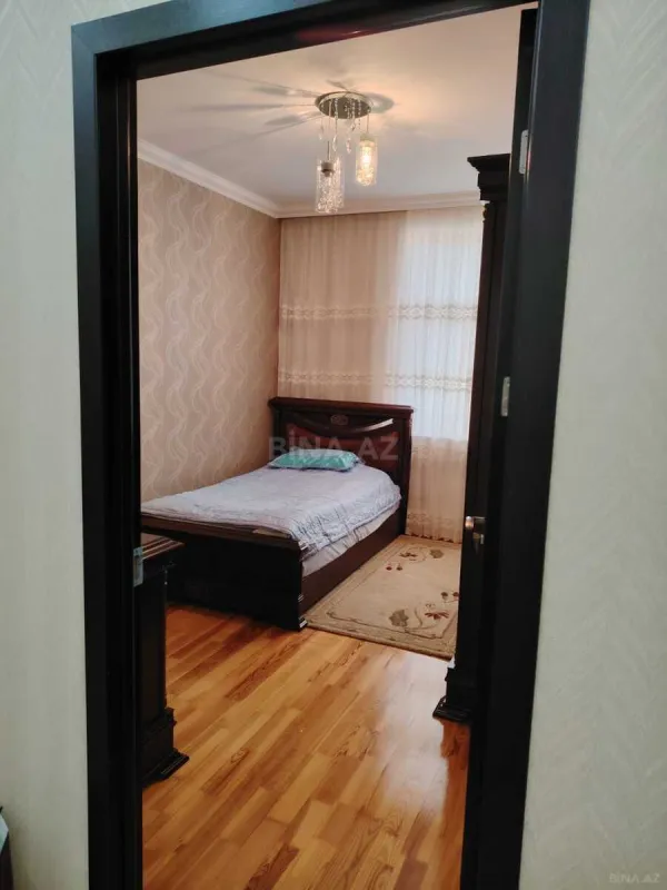 Satılır 3 otaqlı mənzil 92 m²