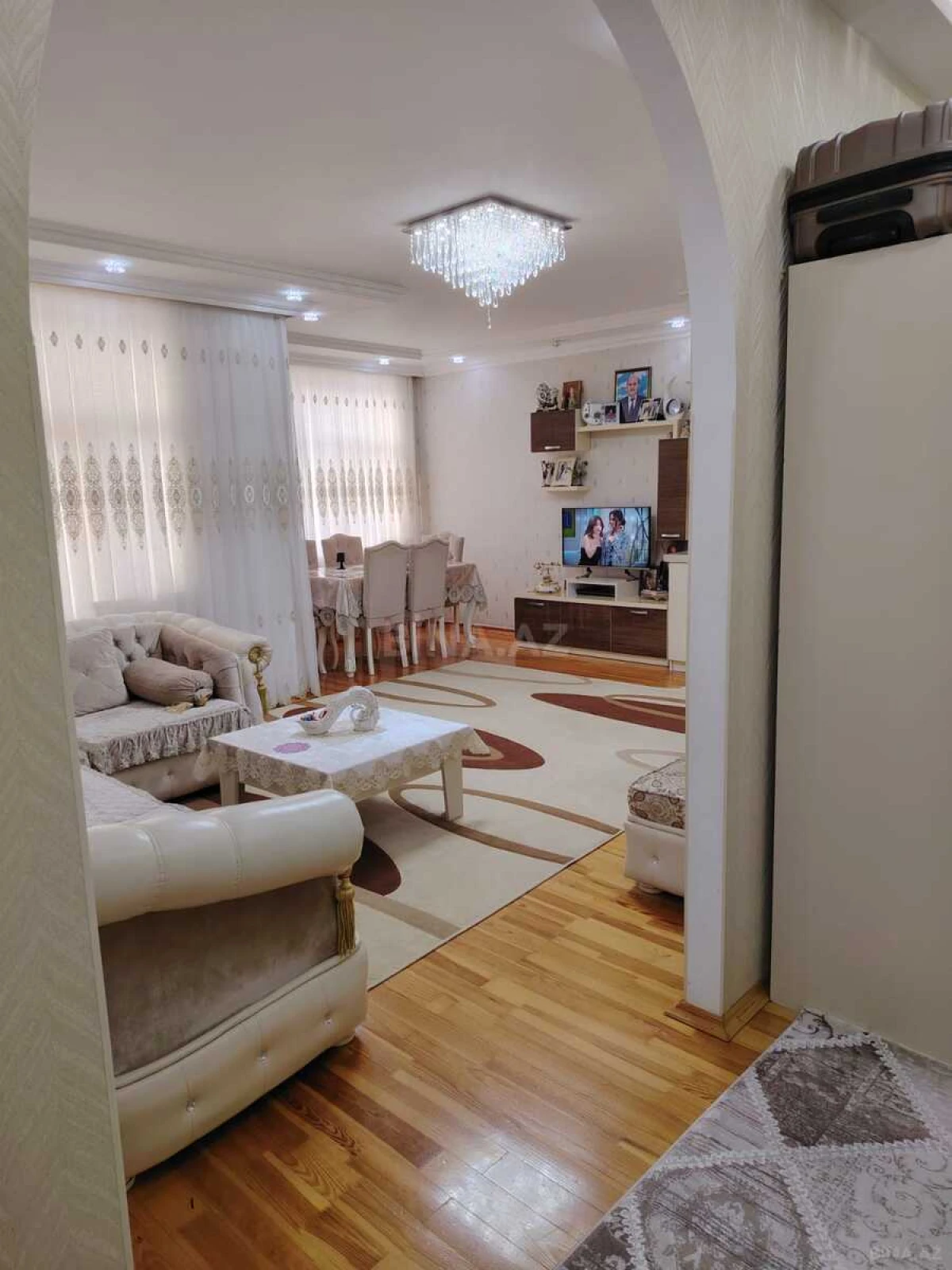 Satılır 3 otaqlı mənzil 92 m²