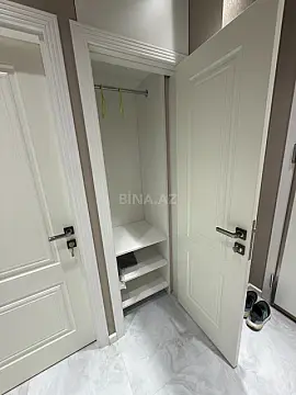 Kirayə verilir 2 otaqlı mənzil 65 m²