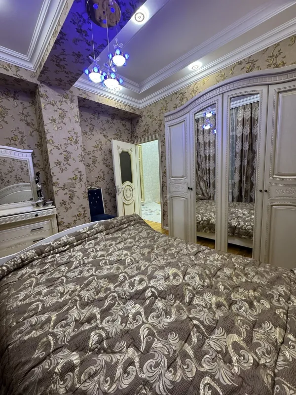 Kirayə verilir 3 otaqlı mənzil 75 m²