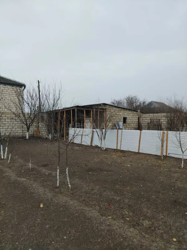 Satılır 3 otaqlı həyət evi 100 m²
