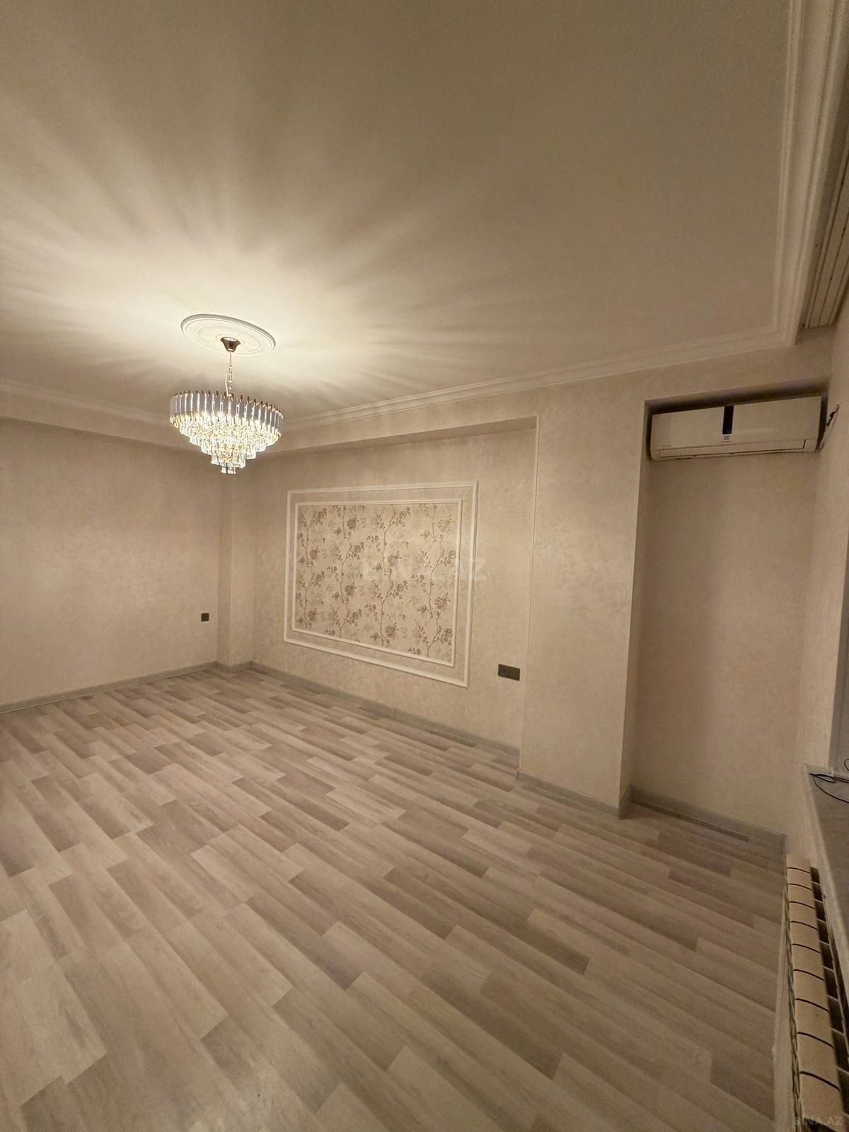 Satılır 2 otaqlı mənzil 44 m²
