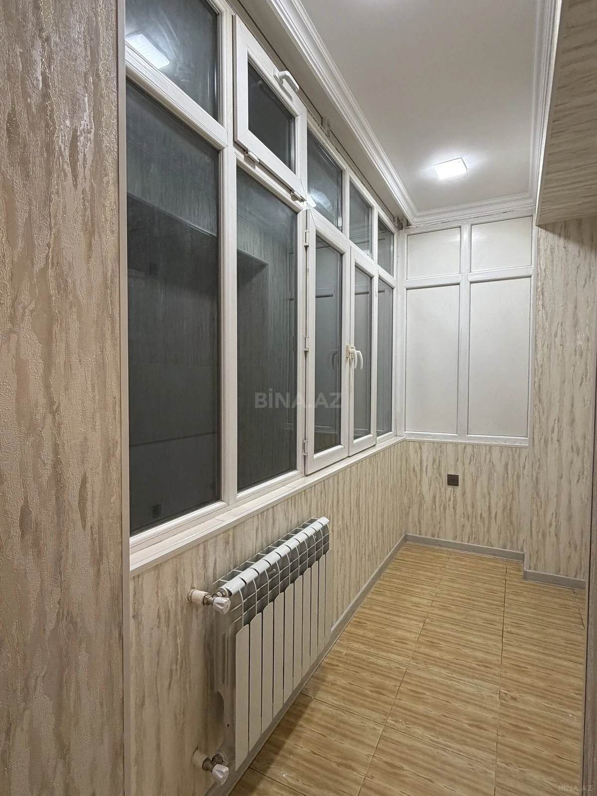 Satılır 2 otaqlı mənzil 44 m²