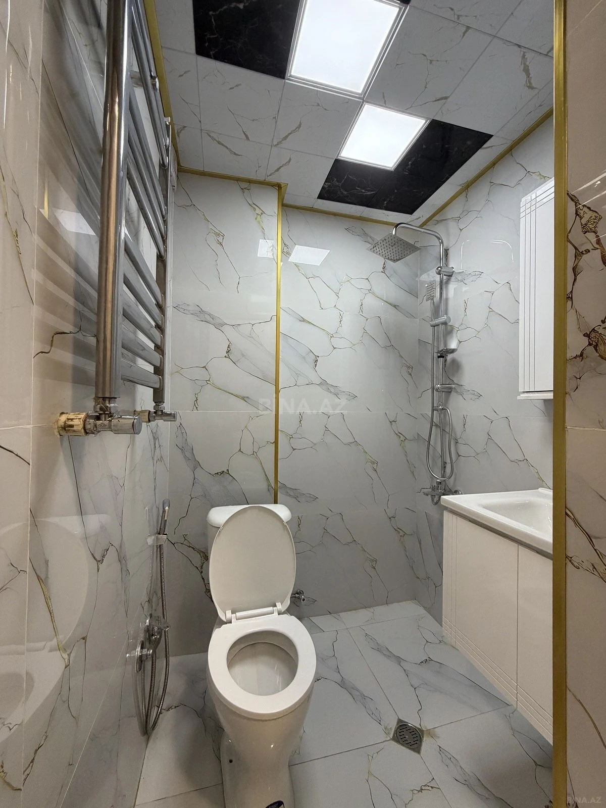 Satılır 2 otaqlı mənzil 44 m²