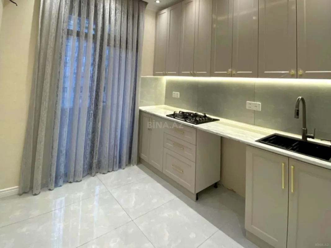 Satılır 2 otaqlı mənzil 63 m²