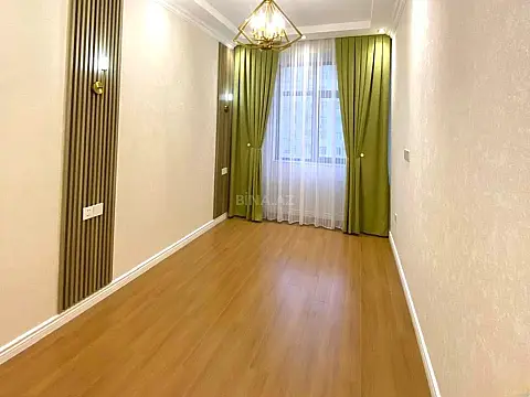 Satılır 2 otaqlı mənzil 63 m²