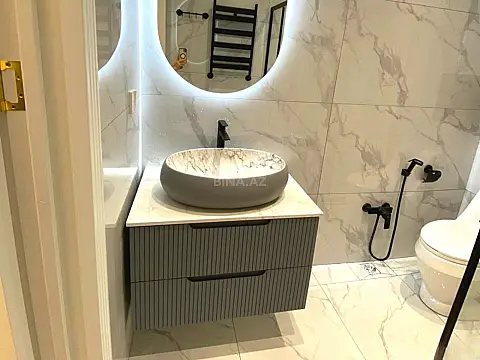 Satılır 2 otaqlı mənzil 63 m²