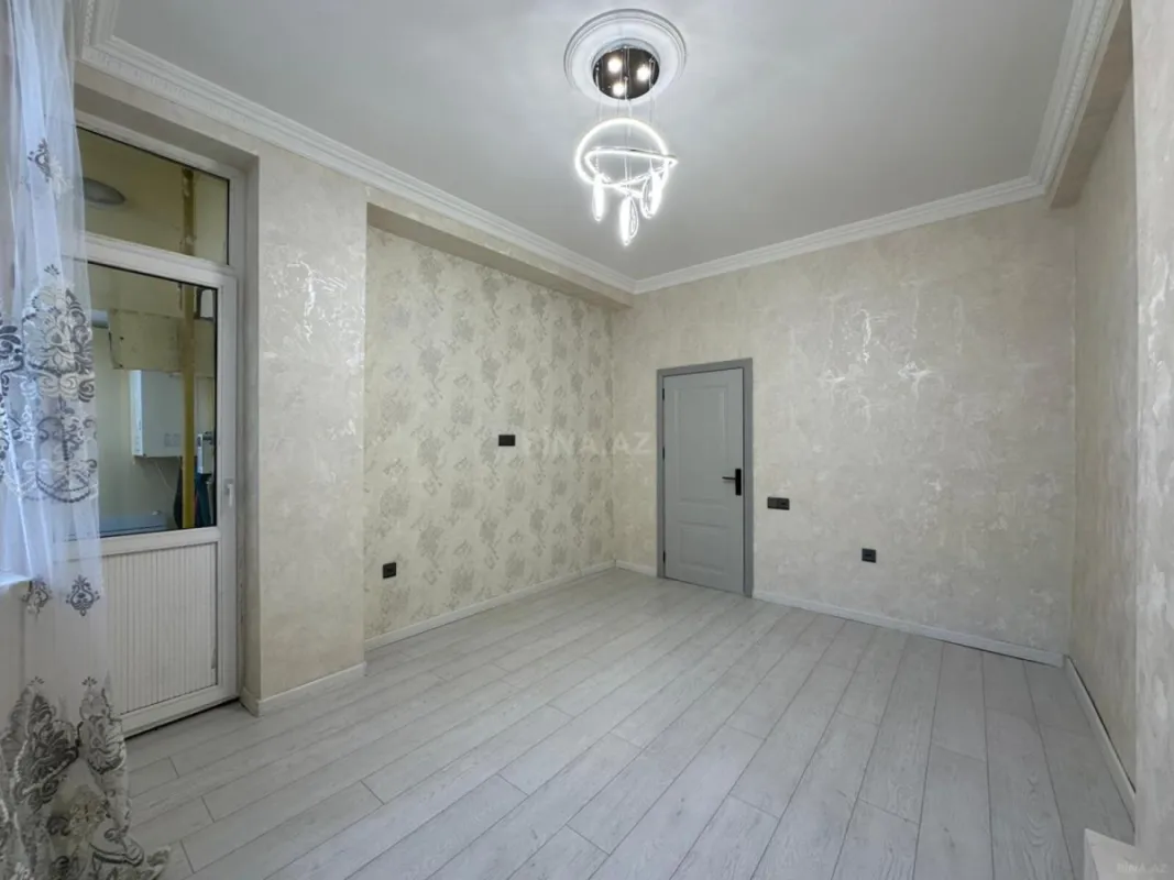 Satılır 2 otaqlı mənzil 56 m²