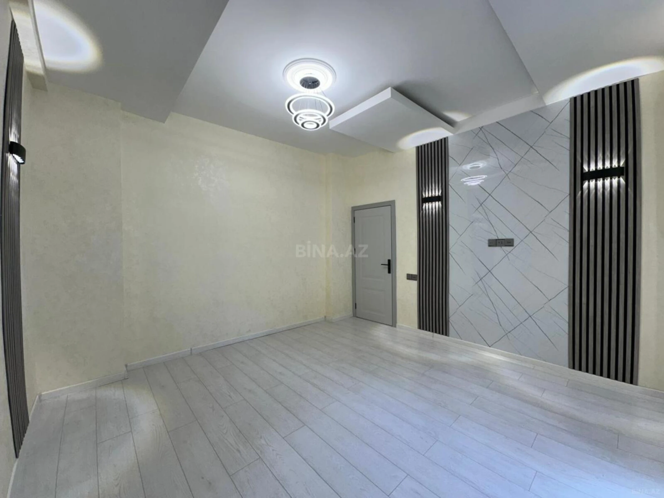 Satılır 2 otaqlı mənzil 56 m²