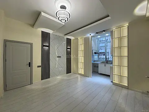 Satılır 2 otaqlı mənzil 56 m² — Bakı, Həzi Aslanov qəs. 2 otaq 56.00 m²