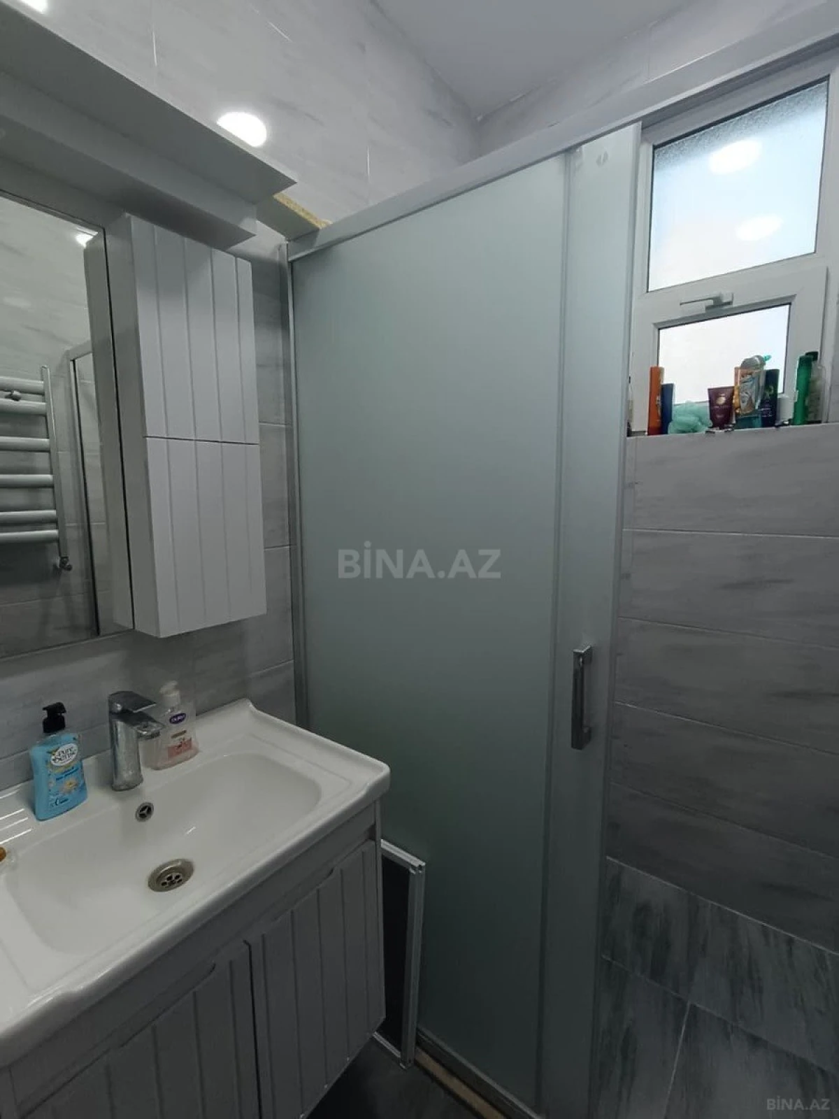 Kirayə verilir 3 otaqlı mənzil 65 m²