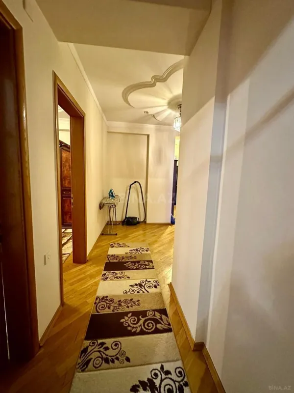 Satılır 3 otaqlı mənzil 98 m²