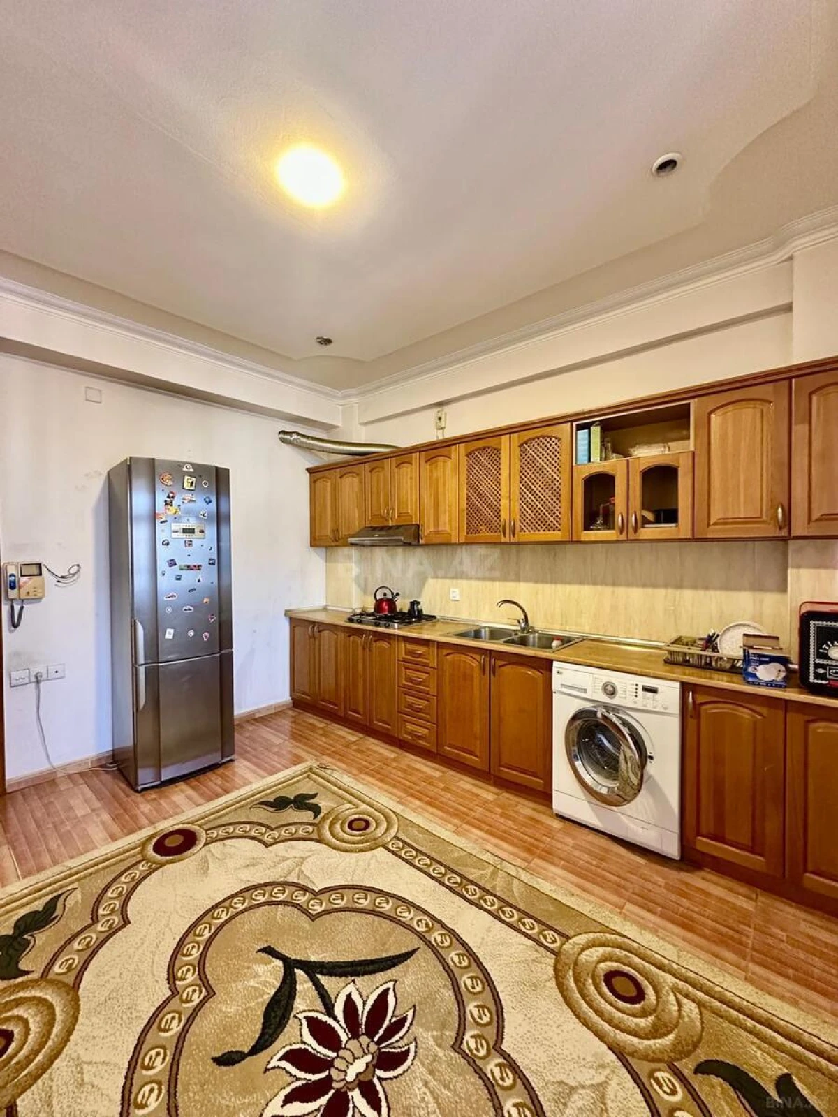 Satılır 3 otaqlı mənzil 98 m²