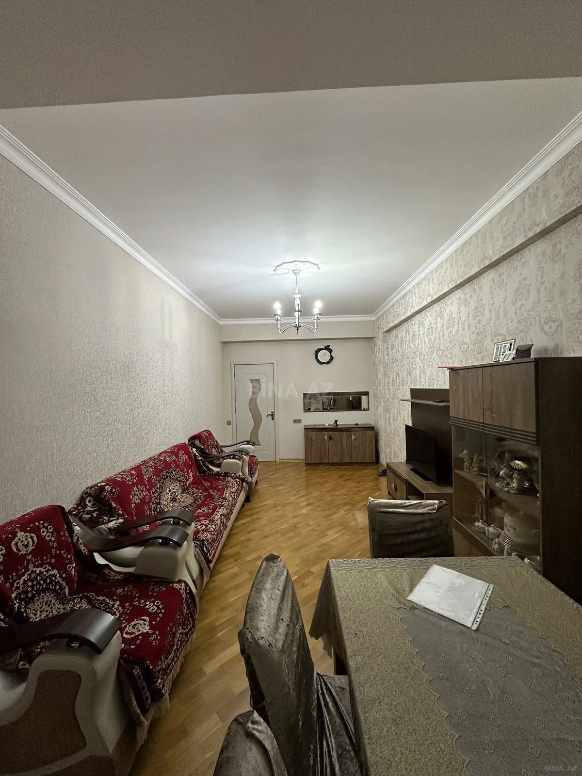 Kirayə verilir 3 otaqlı mənzil 100 m²
