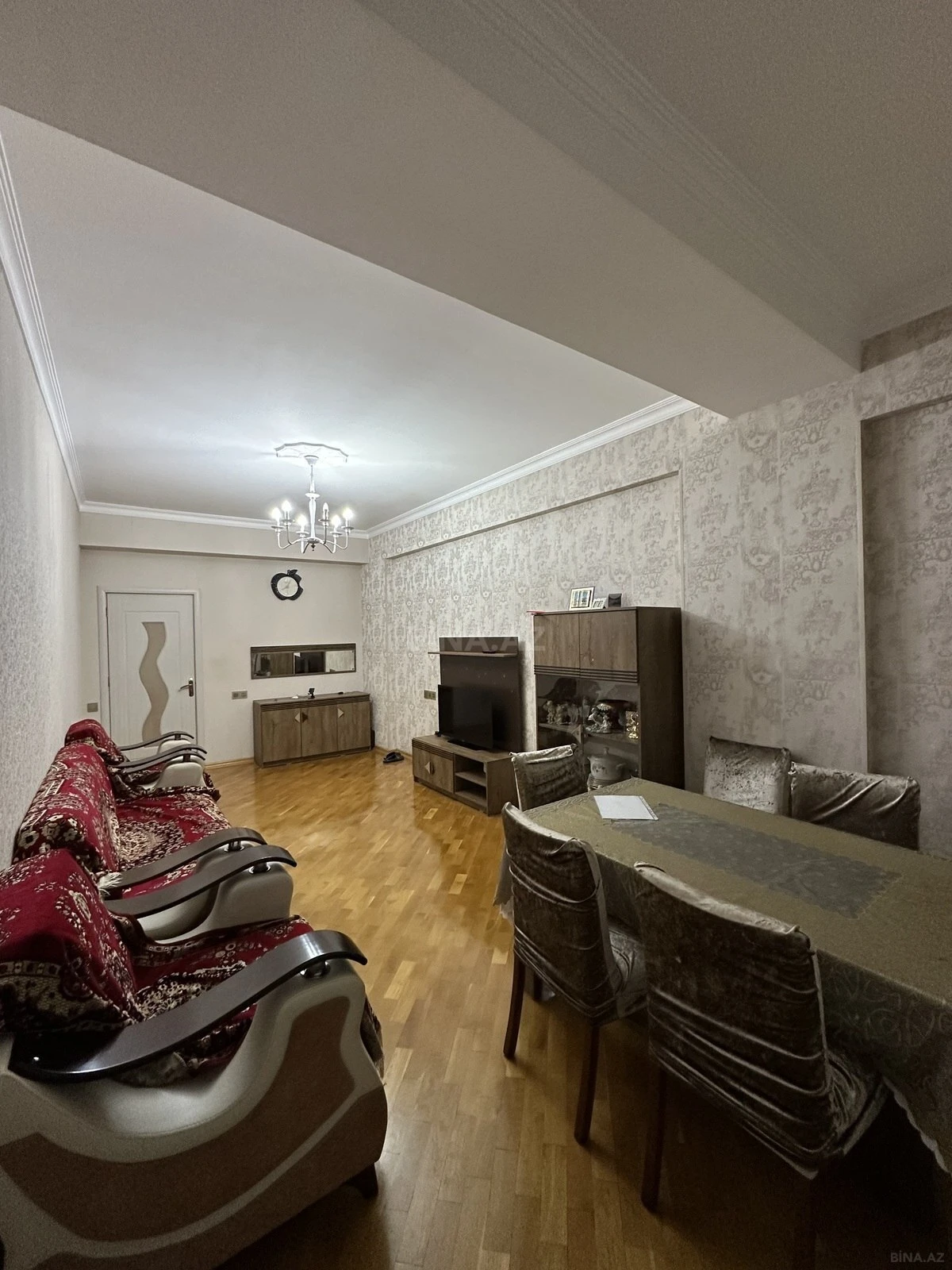 Kirayə verilir 3 otaqlı mənzil 100 m²