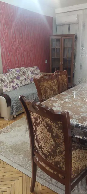 Kirayə verilir 1 otaqlı mənzil 47 m²