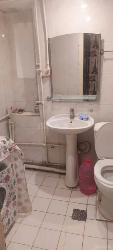 Kirayə verilir 1 otaqlı mənzil 47 m²