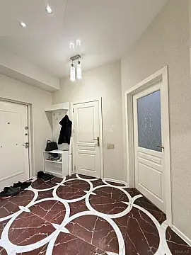 Kirayə verilir 2 otaqlı mənzil 70 m²