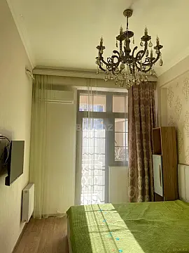 Kirayə verilir 2 otaqlı mənzil 42 m²