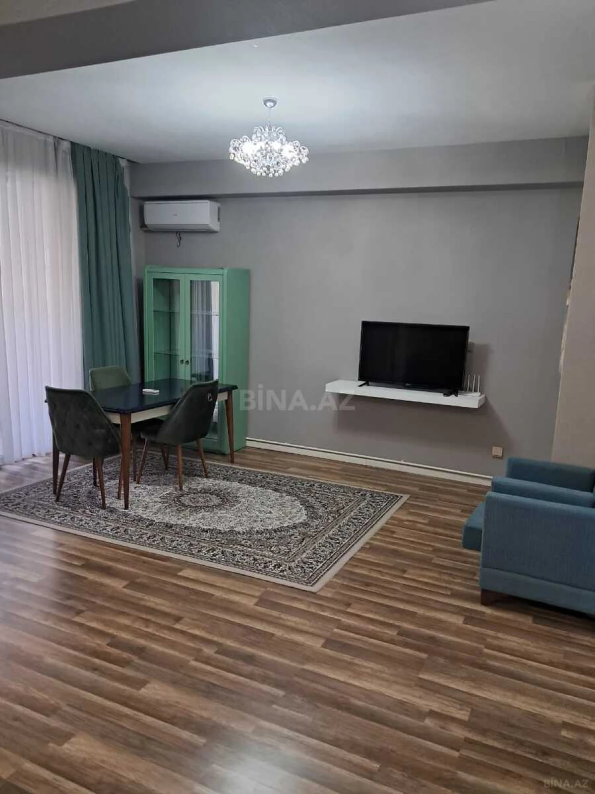 Kirayə verilir 2 otaqlı mənzil 60 m²