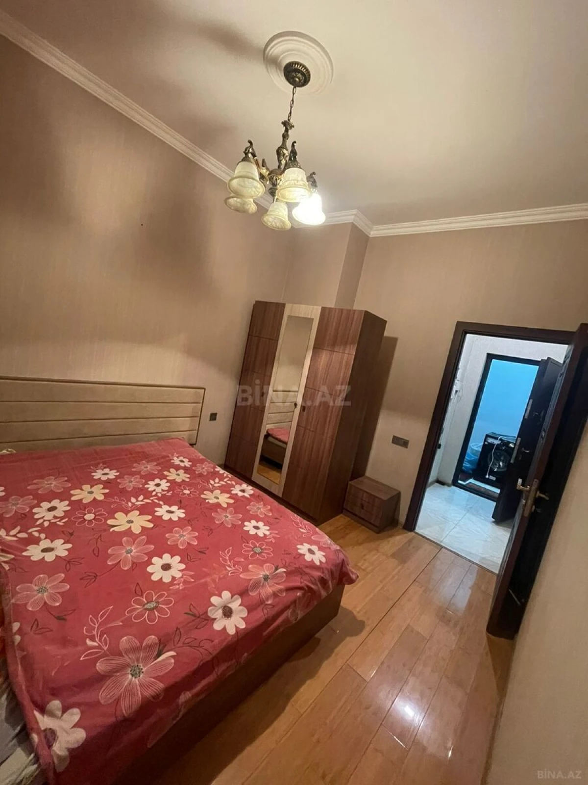 Kirayə verilir 2 otaqlı mənzil 50 m²