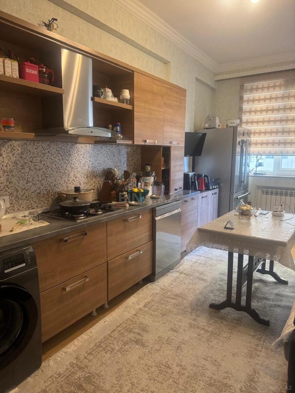 Satılır 3 otaqlı mənzil 137 m²