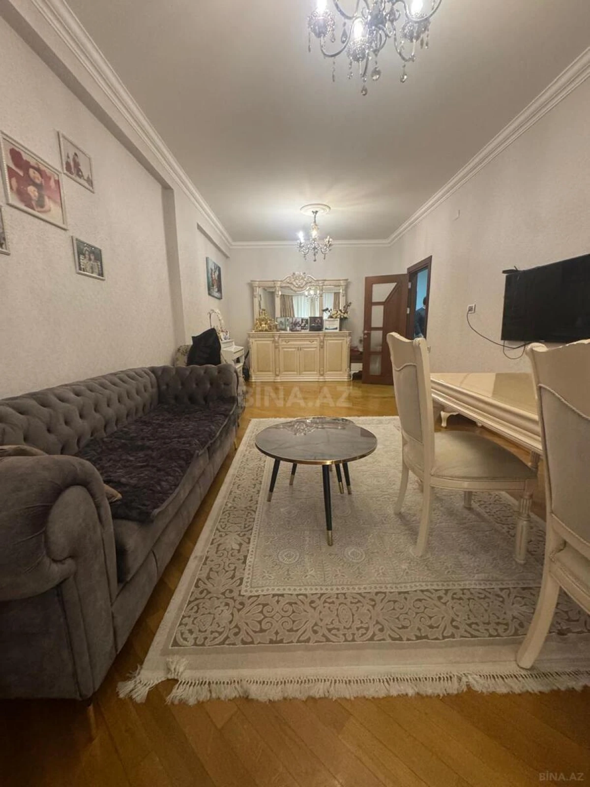 Satılır 3 otaqlı mənzil 137 m²