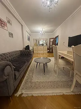 Satılır 3 otaqlı mənzil 137 m²