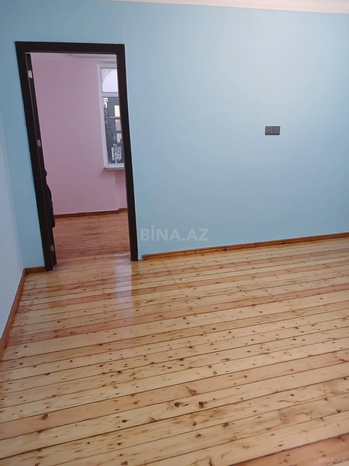 Kirayə verilir 2 otaqlı mənzil 50 m²