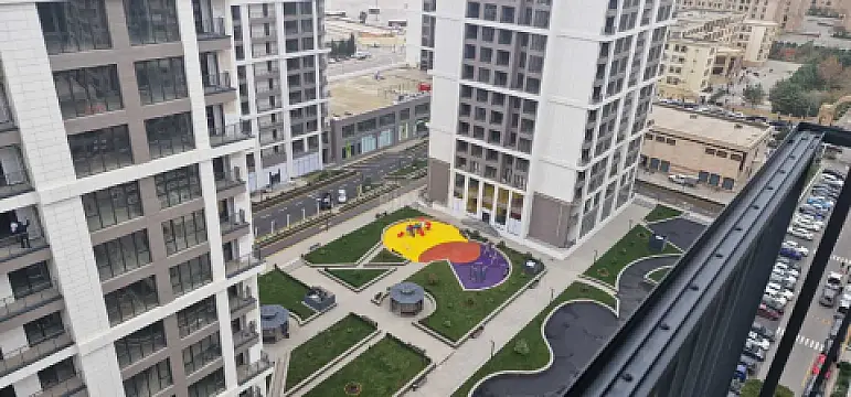 Satılır 3 otaqlı mənzil 146.4 m²