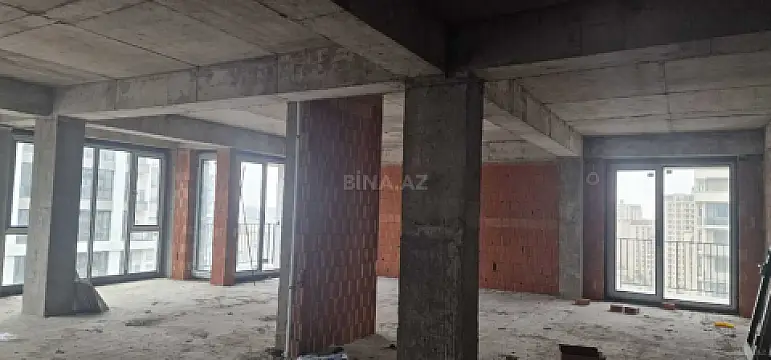 Satılır 3 otaqlı mənzil 146.4 m²