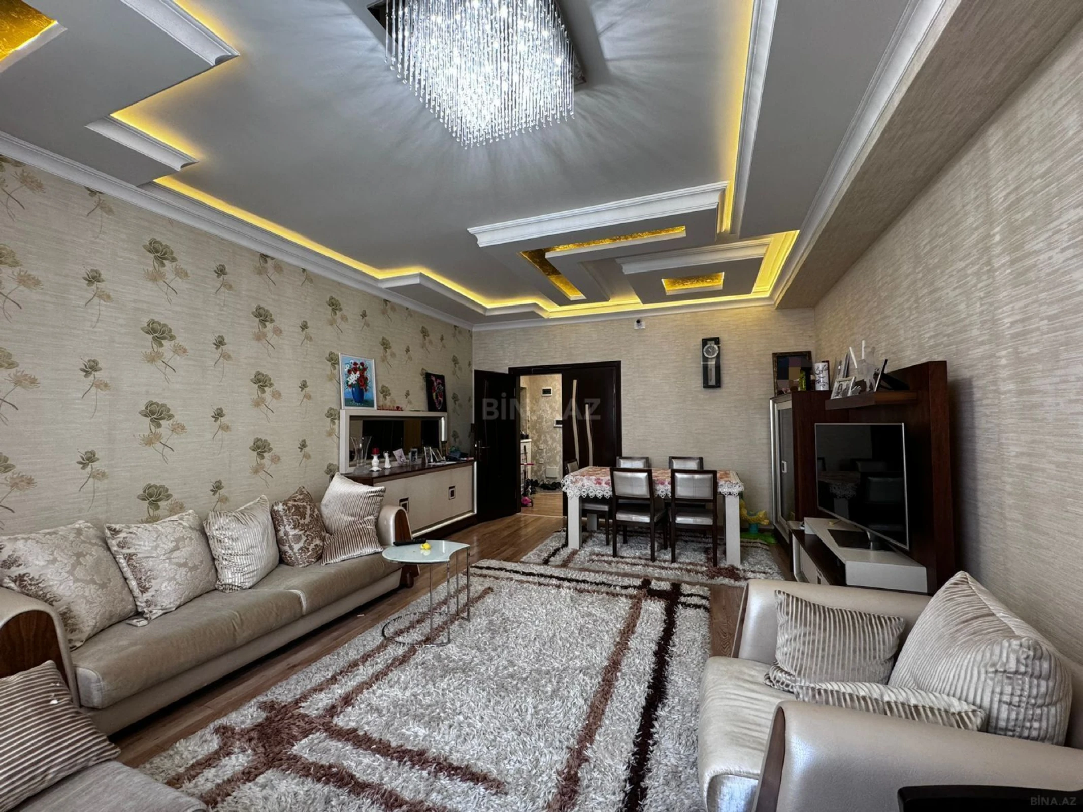 Satılır 3 otaqlı mənzil 116 m²