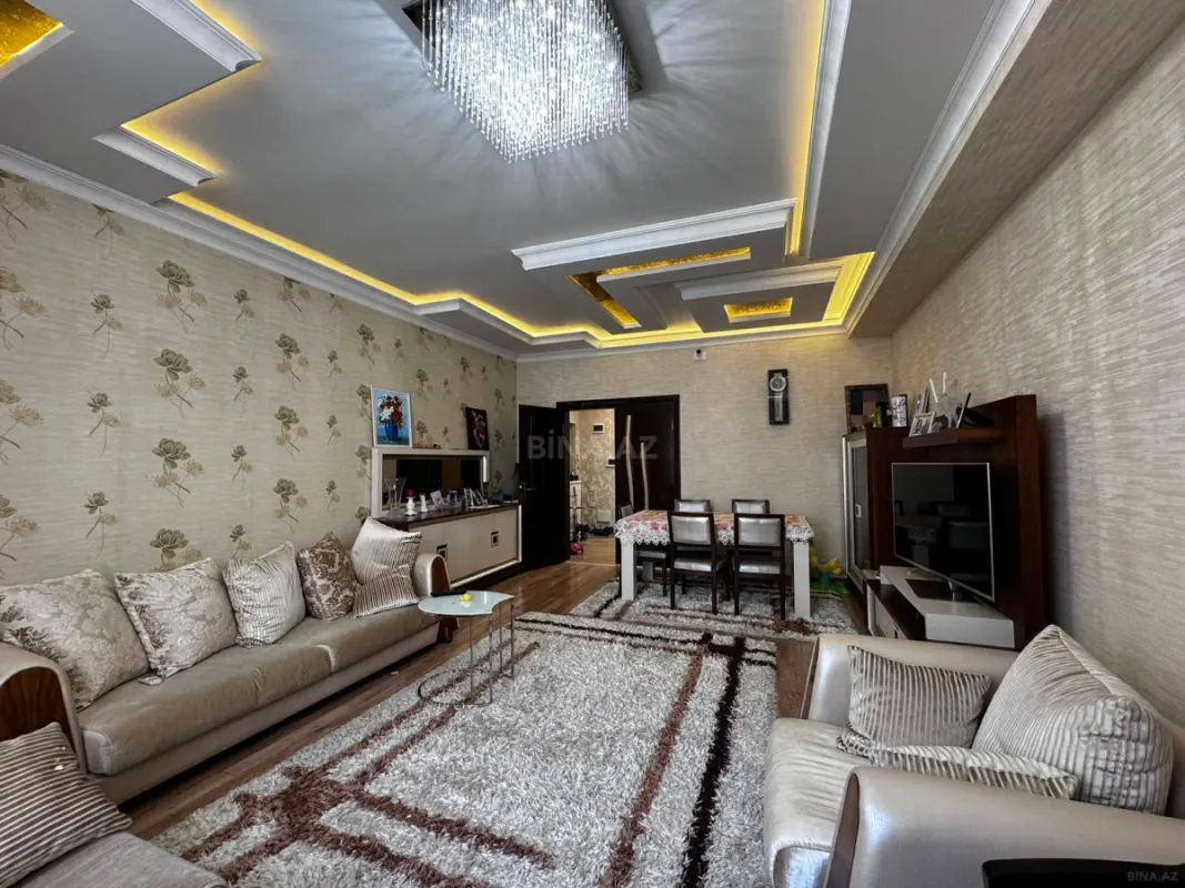 Satılır 3 otaqlı mənzil 116 m²