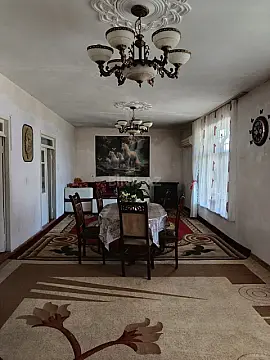 Satılır 4 otaqlı həyət evi 120 m²