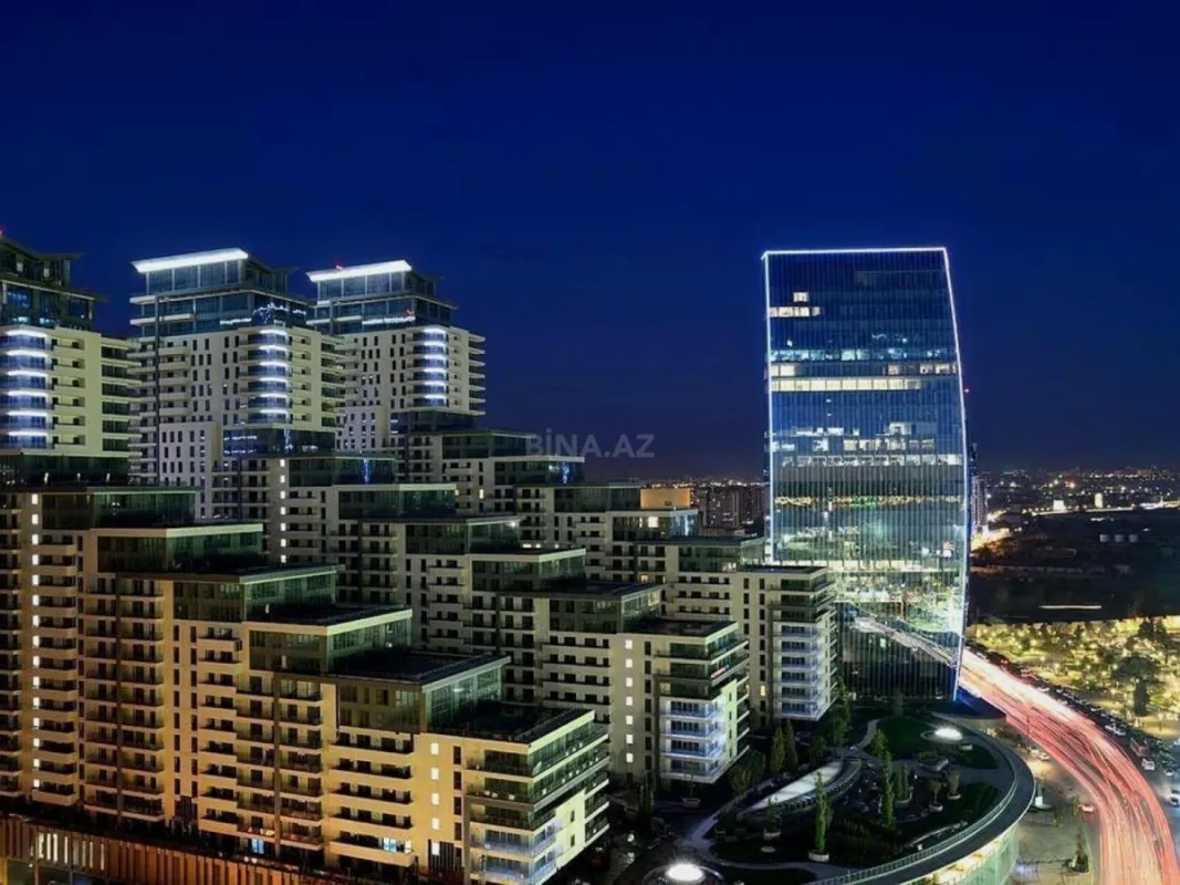 Kirayə verilir 5 otaqlı mənzil 300 m²