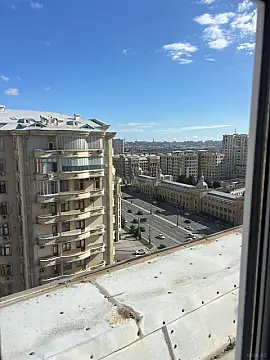 Satılır 2 otaqlı mənzil 68 m²