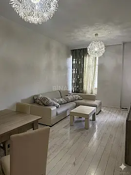 Kirayə verilir 2 otaqlı mənzil 70 m²