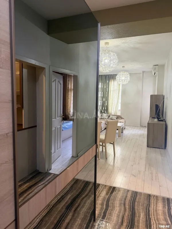 Kirayə verilir 2 otaqlı mənzil 70 m²