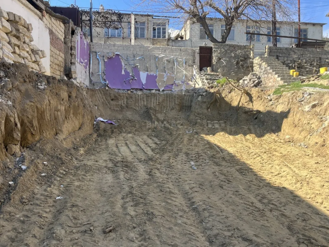 Satılır torpaq sahəsi 3.5 m²