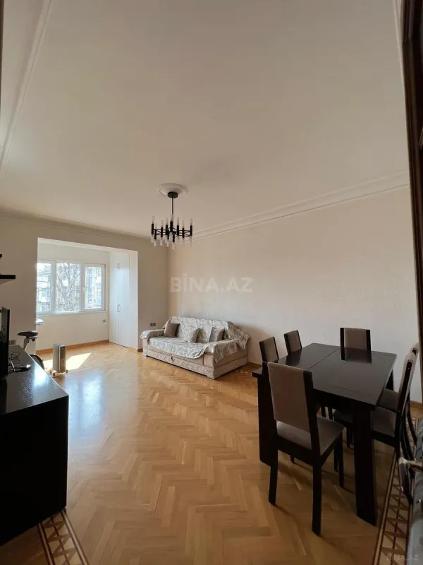 Kirayə verilir 3 otaqlı mənzil 82 m²