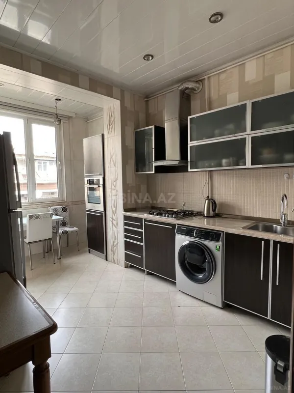 Kirayə verilir 3 otaqlı mənzil 82 m²