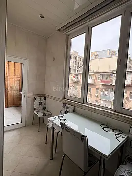 Kirayə verilir 3 otaqlı mənzil 82 m²