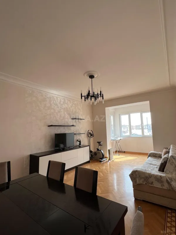 Kirayə verilir 3 otaqlı mənzil 82 m²