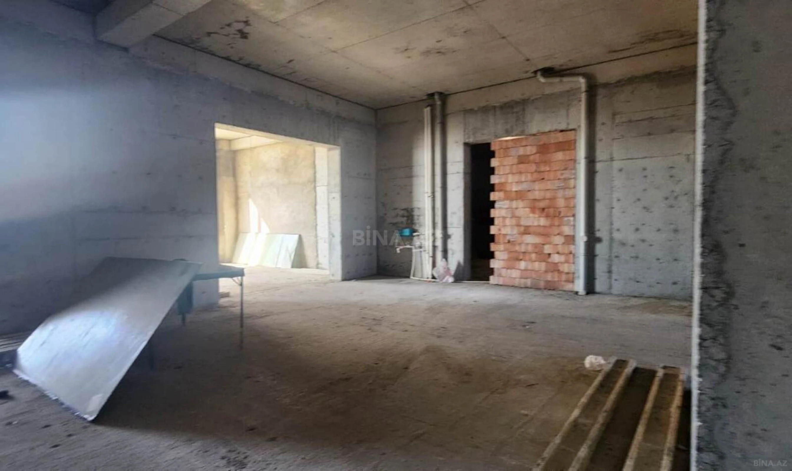 Kirayə verilir obyekt 323 m²