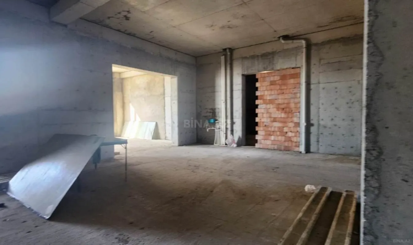 Kirayə verilir obyekt 323 m²