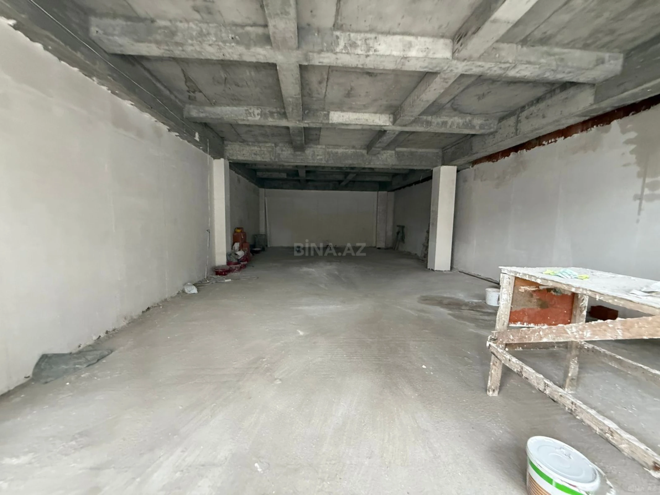 Kirayə verilir obyekt 323 m²